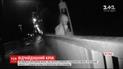 В Житомире патрульные спасли женщину, которая хотела прыгнуть с подвесного моста