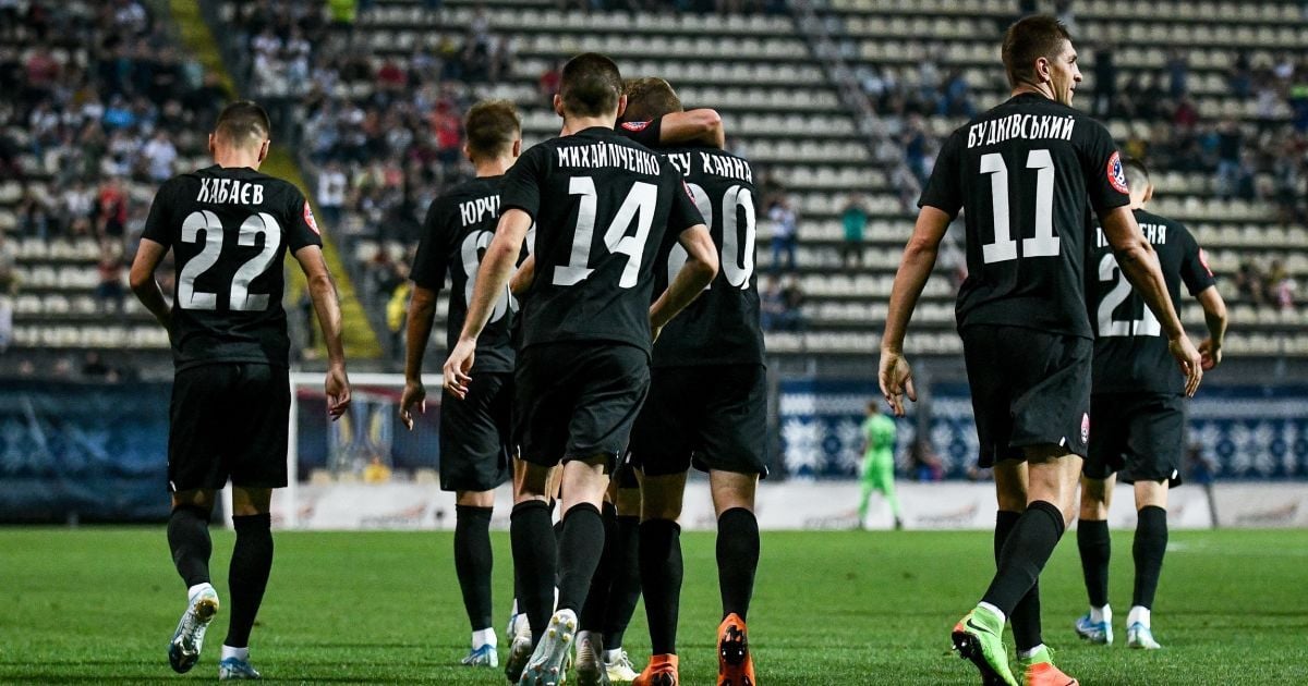 "Заря" в большинстве разгромила "Ворсклу" и вышла на третье место в УПЛ
