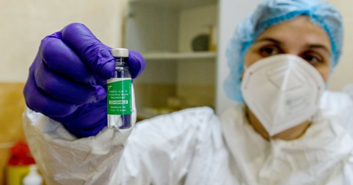 Добова кількість щеплень зросла майже на 3 тисячі: скільки всього українців вакцинували від коронавірусу