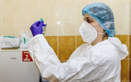Вакцинация от коронавируса: в Украине установили очередной рекорд по суточному количеству прививок
