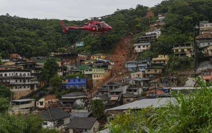 Авиакатастрофа в Бразилии: люди самостоятельно спасли пилота и механика (видео)