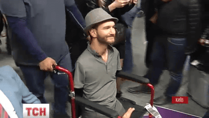 В Украину приехал легендарный Ник Вуйчич