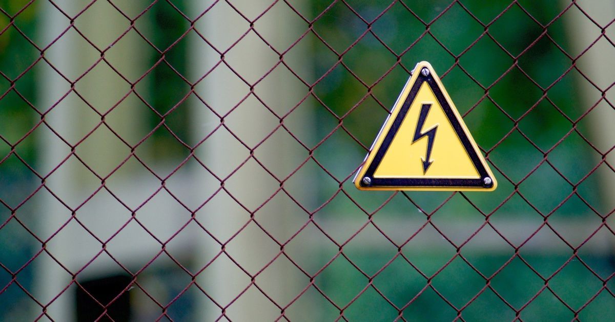 Зацепился за электростанок: 8-летний мальчик на Волыни погиб от удара током