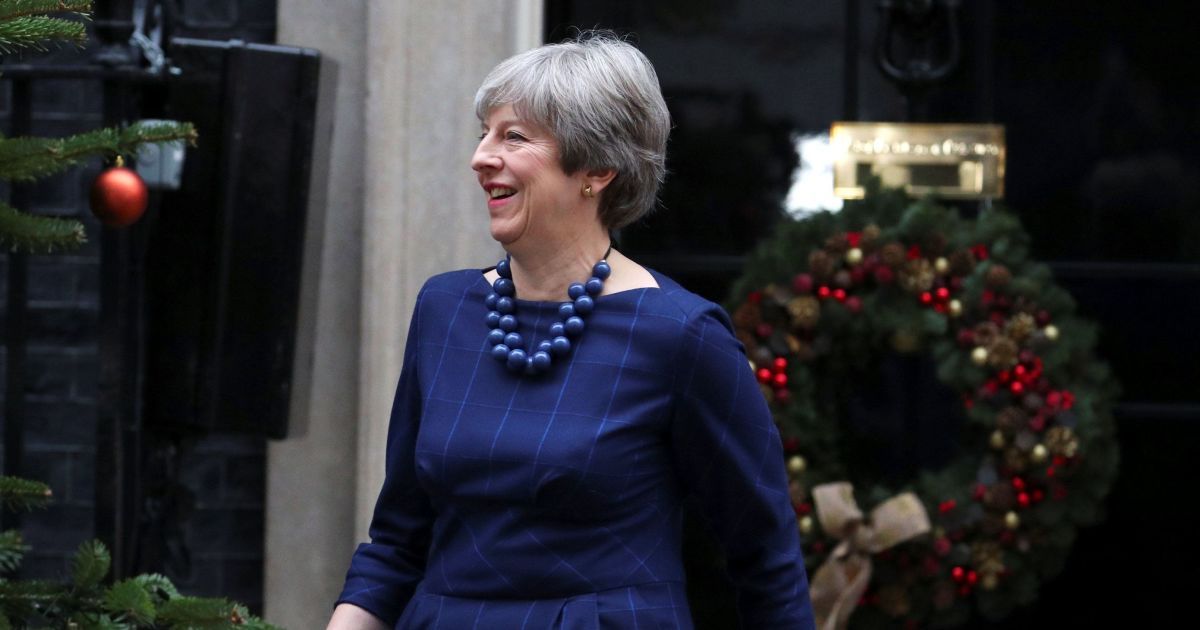 Тереза Мэй может остаться на посту премьера Британии после голосования по Brexit