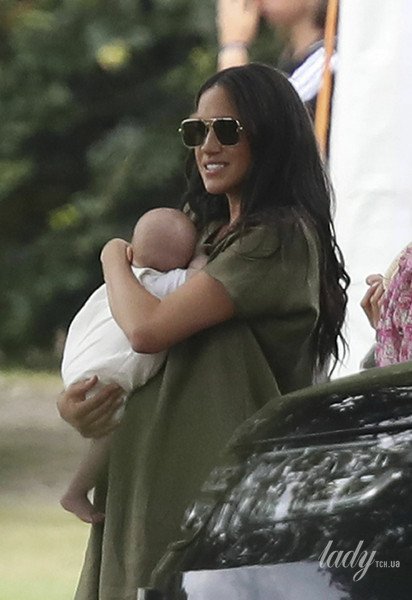Герцогиня Сассекська з сином Арчі / © Associated Press