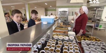 Бесплатное питание - для всех учеников младших классов 