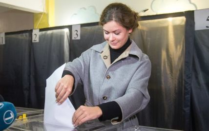 Советницу Саакашвили выпроводили с избирательного участка в Одессе