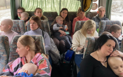 Близько 40 онкохворих дітей на час війни евакуйовані до Польщі