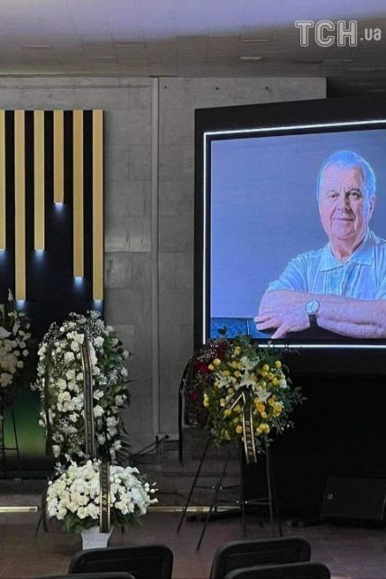У Києві розпочалася церемонія прощання з Леонідом Кравчуком