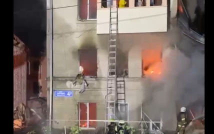 Россияне обстреляли общежитие в Харькове, количество погибших и раненых выросло: подробности и видео