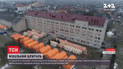 В Івано-Франківську "ковідні" лікарні заповнені вщент, перші хворі вже заповнюють мобільний шпиталь