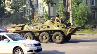 військова техніка їде на репетицію параду на Хрещатик_76 / © ТСН.ua