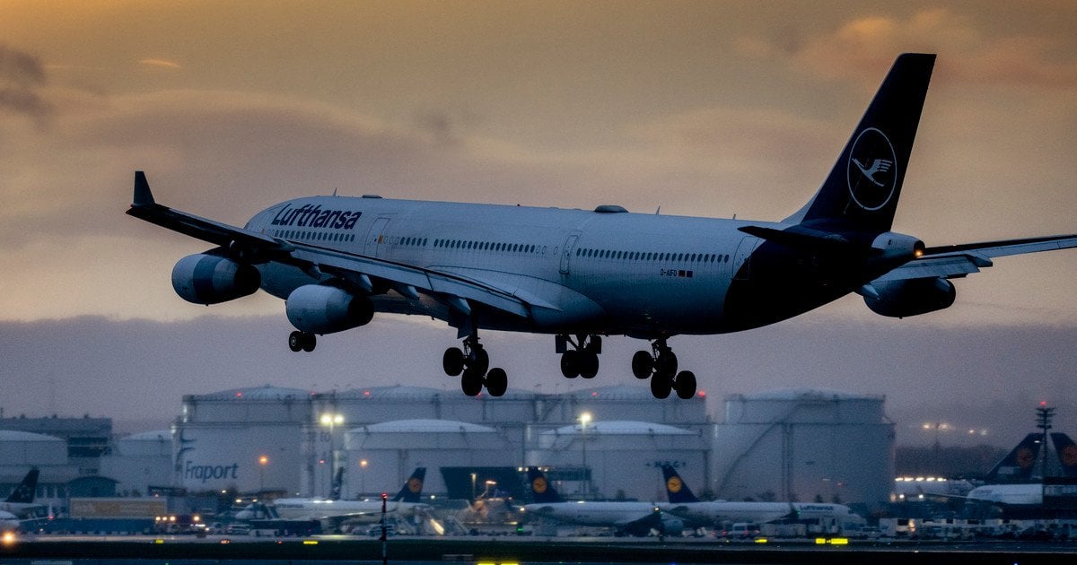 Літак Lufthansa