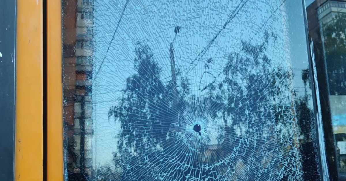 В Житомире неизвестные стреляли в автобус