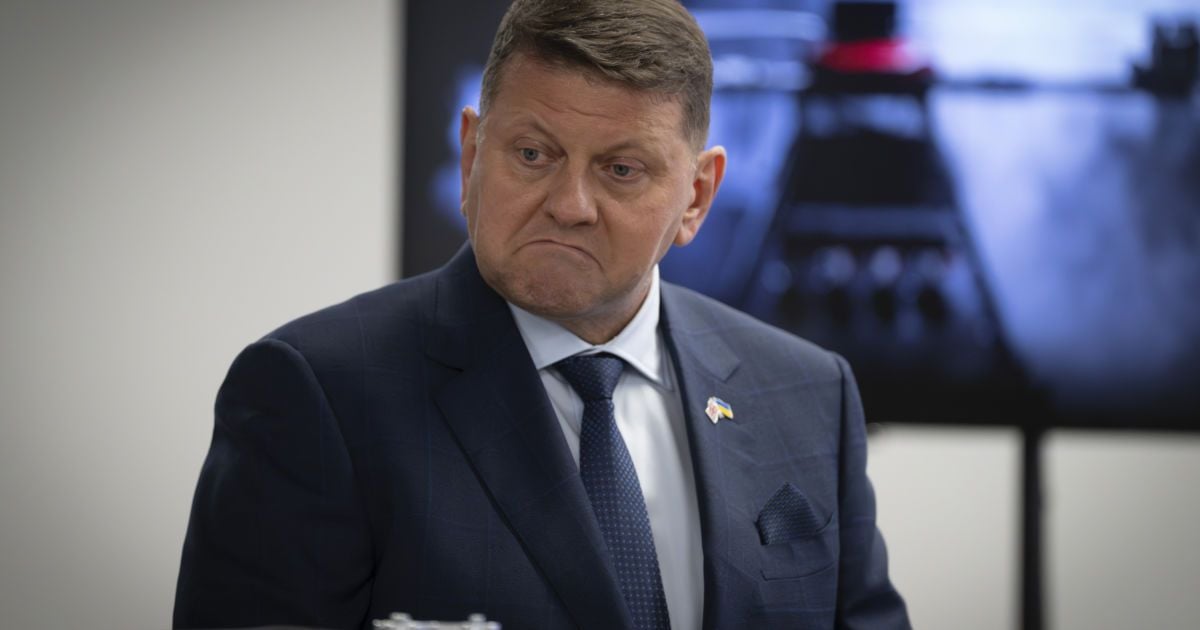 Валерій Залужний пише у своїй колонці на «Українській правді».   «Втрата чіткої позиції Вашингтона щодо України дедалі очевидніше використовуватиметься новою геополітичною віссю Росія – Китай як для  послаблення трансатлантичної єдності, так і для перефор