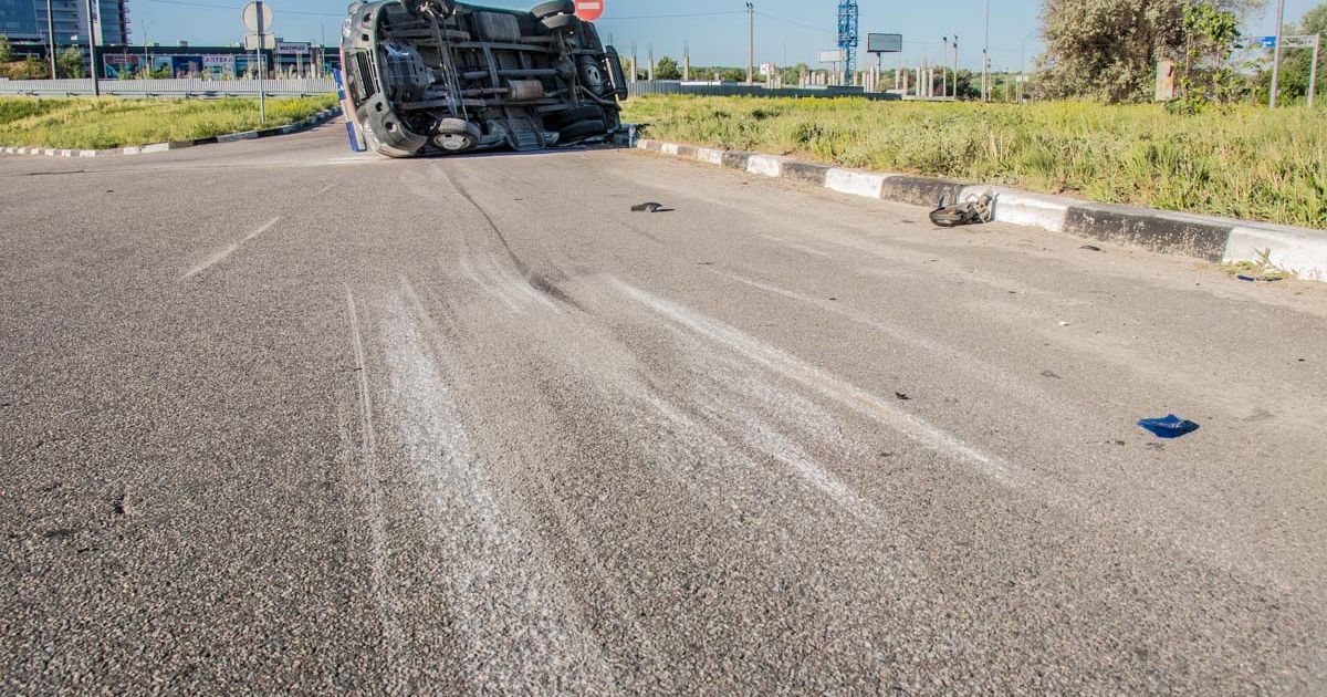 швидка перекинулась_5 / © kiev.informator.ua