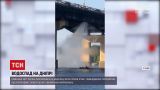 Новости Украины: столичный мост Патона превратился в водопад из-за прорыва трубы