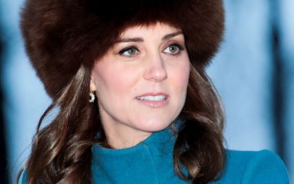  В пушистой меховой шапке: герцогиня Кембриджская продемонстрировала новый образ в Норвегии