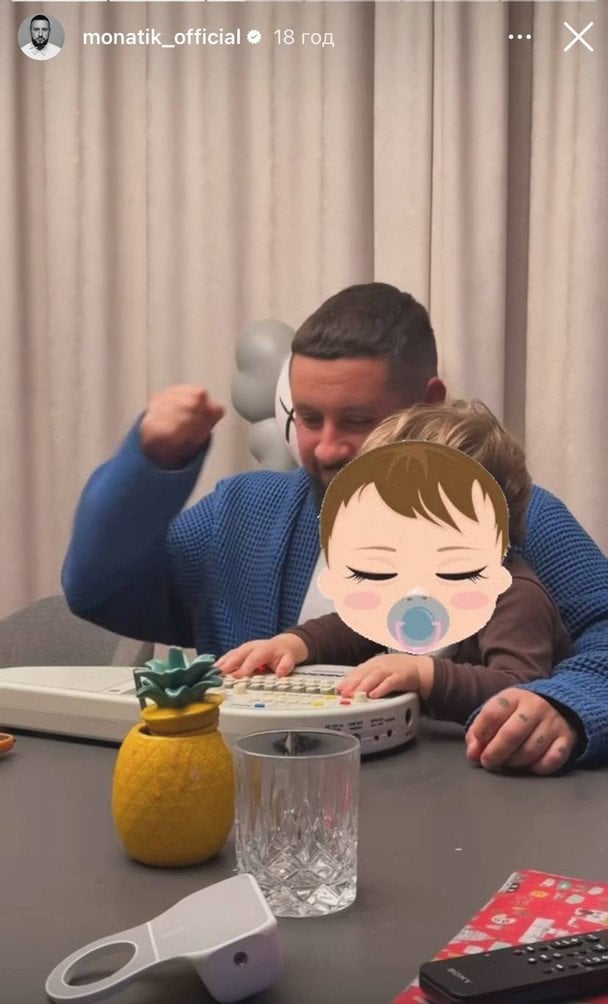 MONATIK із сином Леоном / © instagram.com/monatik_official