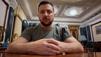 "Ситуация сложная. Продолжаются жестокие бои" - Зеленский обратился к украинцам