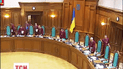 У Конституційному суді відклали рішення щодо люстраційного закону