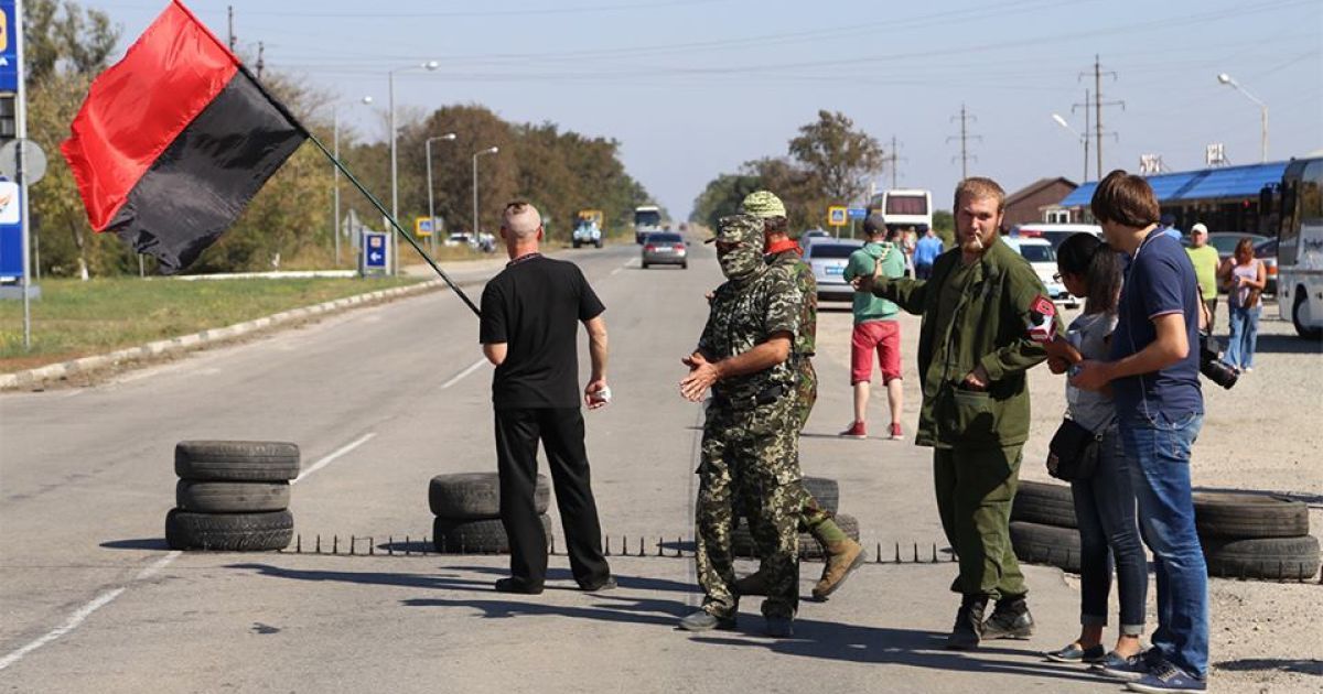 В Крыму стартовала бессрочная блокада полуострова. / © Громадське ТБ