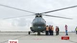Десять тяжелораненых бойцов вертолетами доставили в больницы Днепра