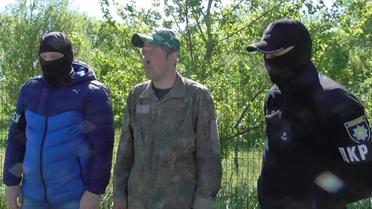 Здавав місцевих та допомагав обстрілювати ЗСУ: на Київщині затримали зрадника, який допомагав окупантам