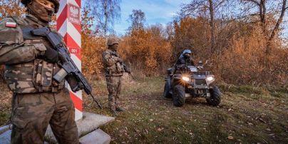 Остановить нашествие нелегалов: к охране границы с Беларусью привлекают бойцов территориальной обороны Польши