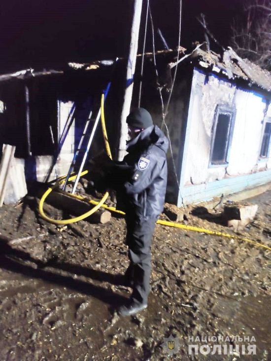 Чотири смерті в одній родині: троє маленьких дітей та їхня бабуся згоріли у власній хаті