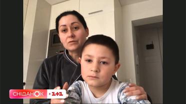Чудо-спасение: под завалами дома в Днепре нашли клетку с невредимой шиншиллой
