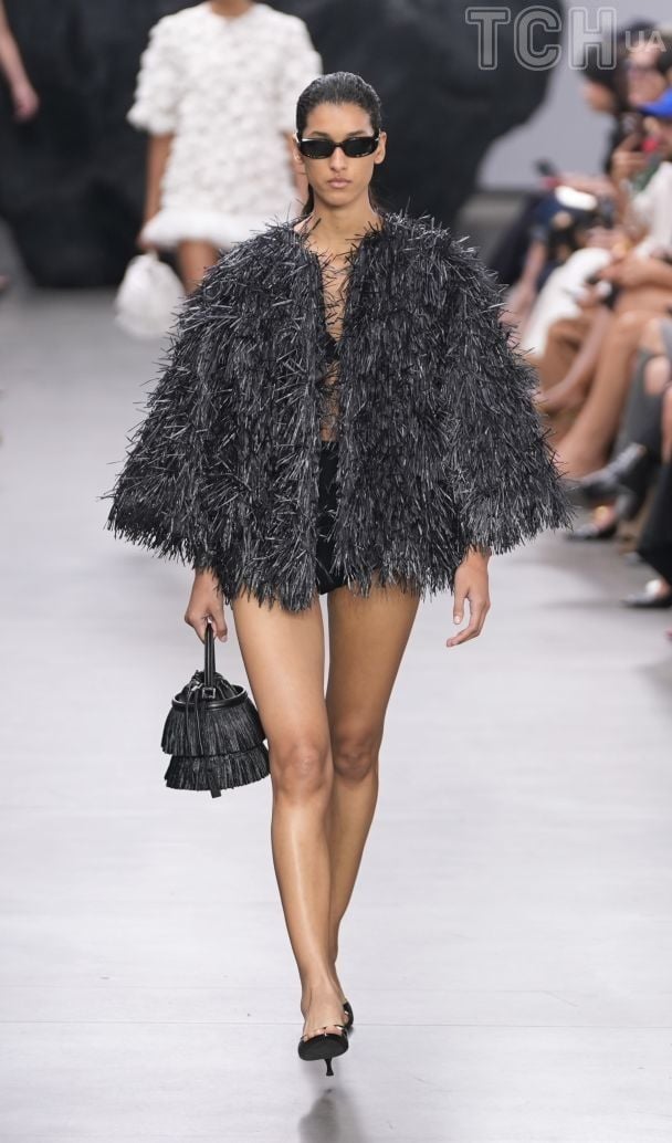 Показ коллекции прет-а-порте Michael Kors весна-лето 2025 / © Associated Press