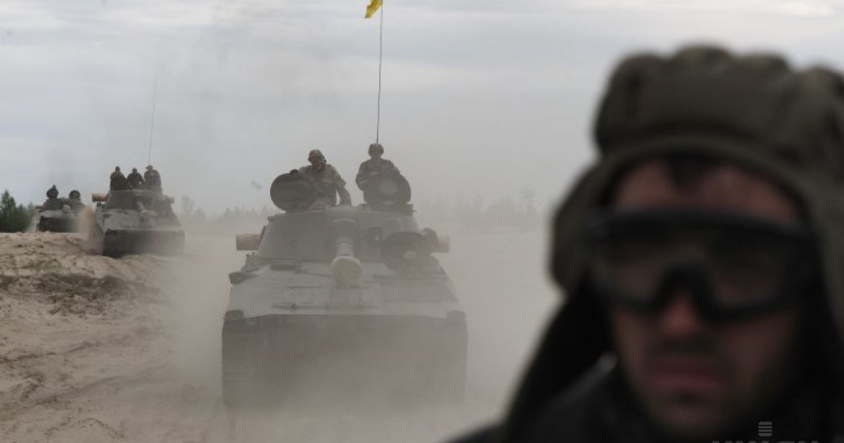 Жертвами атак боевиков стали двое человек