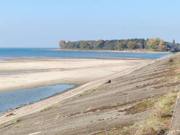 Київське море обміліло / Фото: соціальні мережі / © 