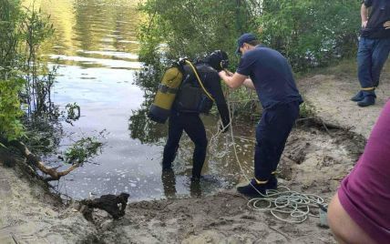 Пірнув у воду та зник: у Дніпропетровській області втопився 15-річний хлопець (фото)