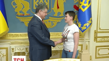 З'явилося відео зустрічі Савченко з Порошенком в АП