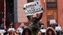 Активісти провели акцію під будинком Собчак