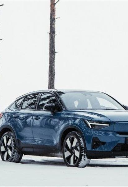 В Україні презентували новий електрокросовер Volvo: скільки він коштує