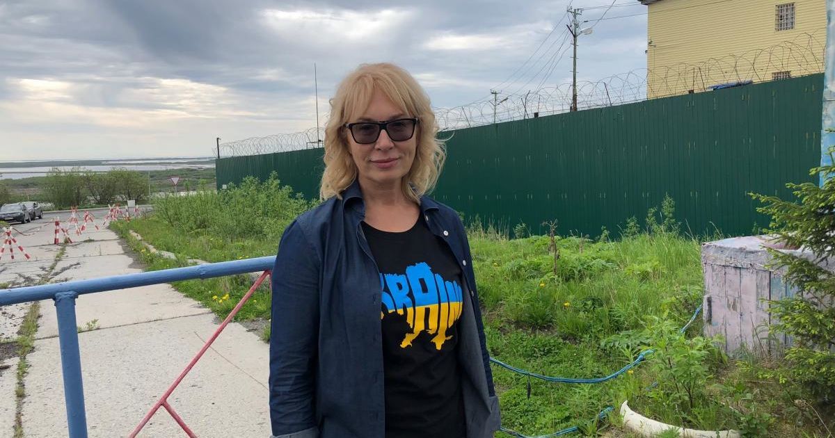 Денисова посетила в колонии осужденного за терроризм россиянина