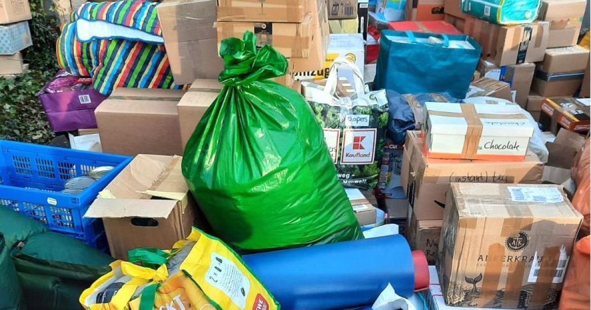 Более 50 тонн продуктов направляются из Львова и Ровно для помощи киевлянам