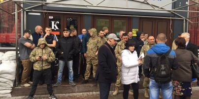 Кафе "Каратель" на Майдане защищают вчерашние захватчики отеля "Лыбидь"