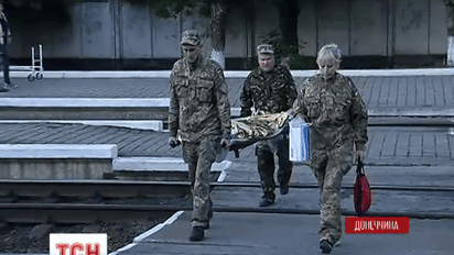 Тяжелораненые в Авдеевской промзоне бойцы находятся под опекой врачей Днепра