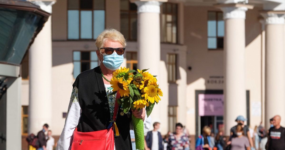 Коронавірус в Україні 14 вересня: оновлені карантинні зони і протест "червоних" міст