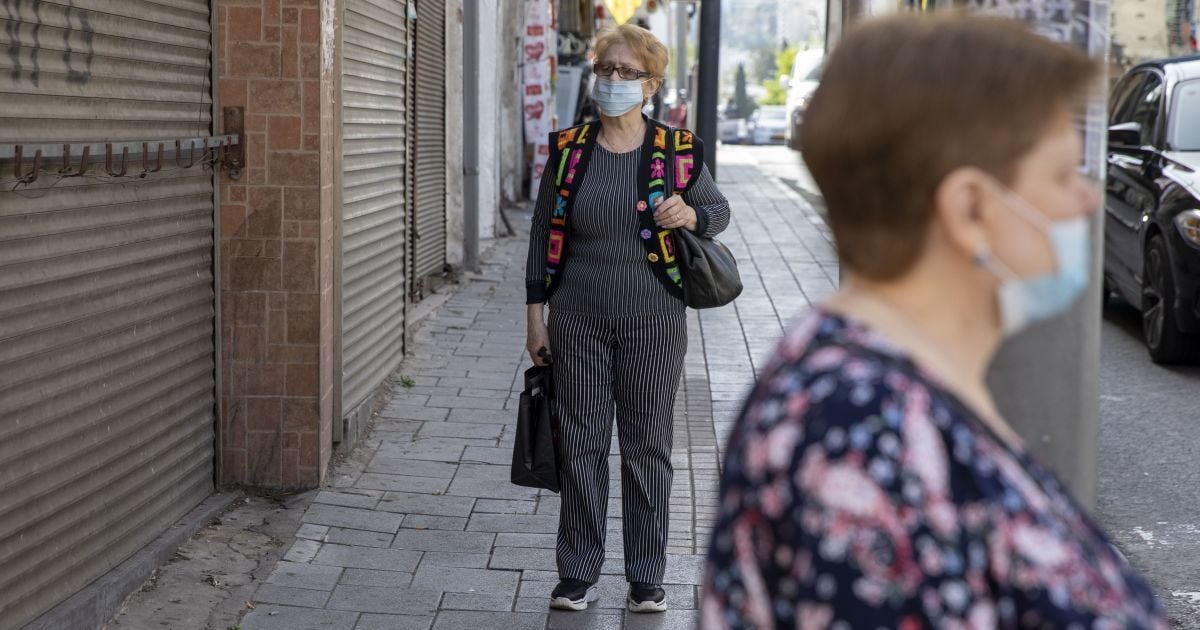 В Ізраїлі вакцинували понад половину населення: країна скасовує масковий режим