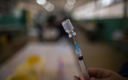 Вакцина Pfizer ефективна проти штаму "Дельта" на 90% - заява компанії