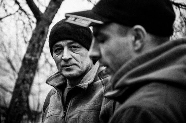 На фото Давид и "Юрист". Мы вместе с "Юристом" приехали в гости к 95-ке, к его бывшим сослуживцам. Встреча была и радостной, и в то же время немного тоскливой / © Нина Грушецкая