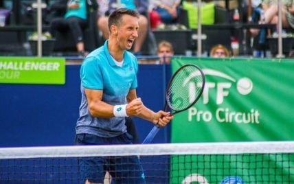 Украинец Стаховский сделал эмоциональное фото с легендой тенниса на тренировке перед Wimbledon