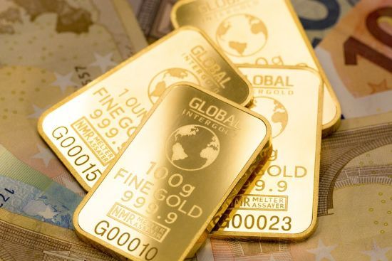 США заборонили імпорт російського золота