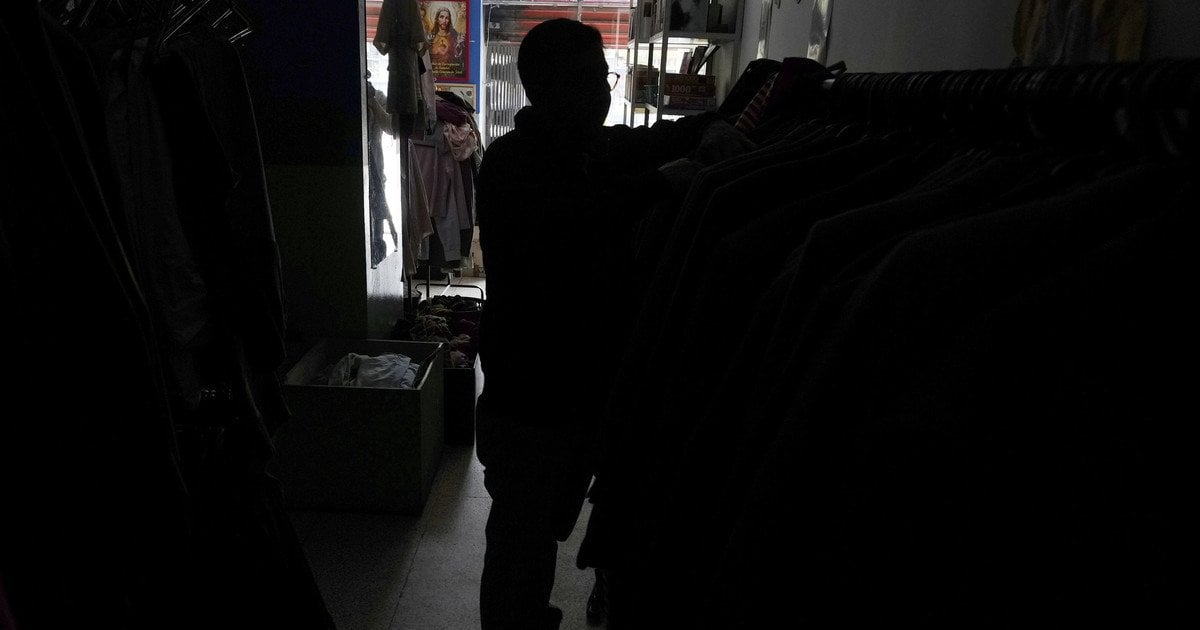 Відключення світла.