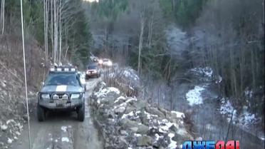 Как волонтеры везли помощь в Богом забытые села Западной Украины